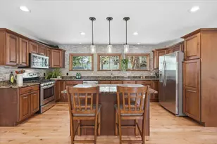 357 6th St N, Bayport, MN 55003 - Photo 6