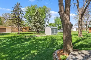 806 6th Ave SE, Pipestone, MN 56164 - Photo 40