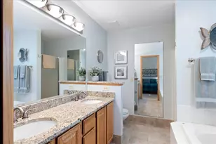 1217 Emerson Ct, Burnsville, MN 55337 - Photo 28