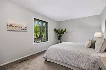 9701 Cimarron Trail, Minnetonka, MN 55305 - Photo 22
