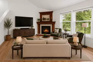 7516 W 77th St, Chaska, MN 55318 - Photo 8