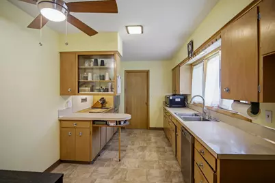 105 21st Street NW, Austin, MN 55912 - Photo 12
