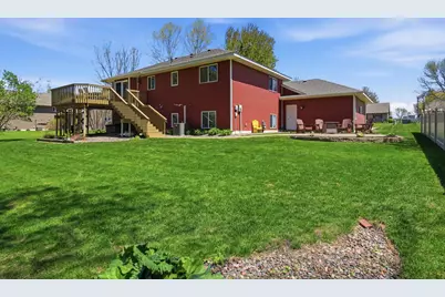 681 W River Drive, New London, MN 56273 - Photo 24