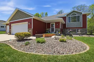 681 W River Dr, New London, MN 56273 - Photo 22