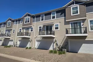 2317 McKenney Way, North Saint Paul, MN 55109 - Photo 2