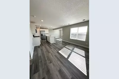19385 136th Avenue N, Rogers, MN 55374 - Photo 2
