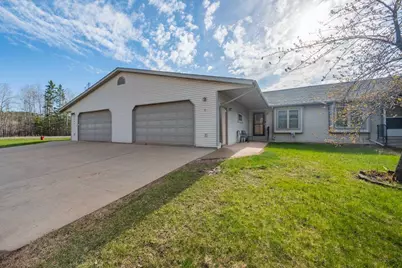 2506 21st Avenue E, Hibbing, MN 55746 - Photo 1