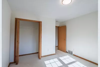 2506 21st Avenue E, Hibbing, MN 55746 - Photo 18
