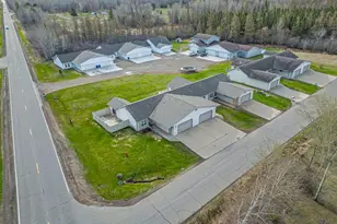 2506 21st Ave E, Hibbing, MN 55746 - Photo 36