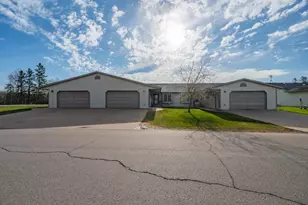 2506 21st Ave E, Hibbing, MN 55746 - Photo 26