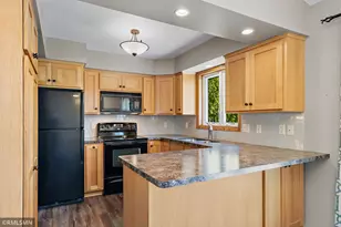 3220 Marlin Ave, Vadnais Heights, MN 55127 - Photo 8