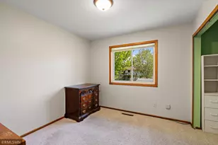 3220 Marlin Ave, Vadnais Heights, MN 55127 - Photo 12