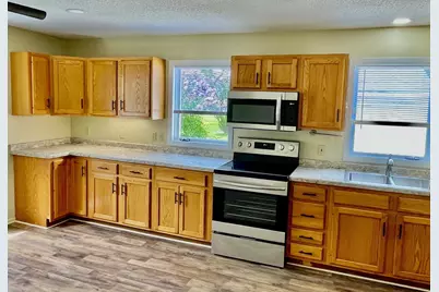 1408 11th Avenue NW, Austin, MN 55912 - Photo 4