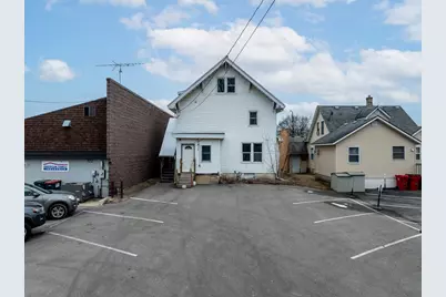 917 Broadway Avenue N, Rochester, MN 55906 - Photo 2