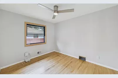 6924 Drew Avenue N, Brooklyn Center, MN 55429 - Photo 10