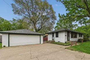 6924 Drew Ave N, Brooklyn Center, MN 55429 - Photo 24