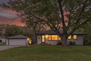 6924 Drew Ave N, Brooklyn Center, MN 55429 - Photo 26