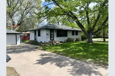 6924 Drew Avenue N, Brooklyn Center, MN 55429 - Photo 2