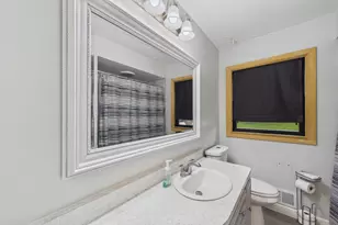 6924 Drew Ave N, Brooklyn Center, MN 55429 - Photo 18