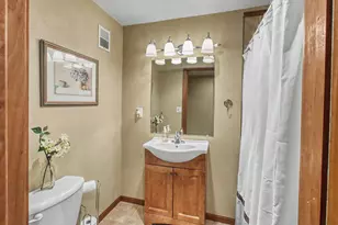 11 Briarwood Pl, Fargo, ND 58104 - Photo 46