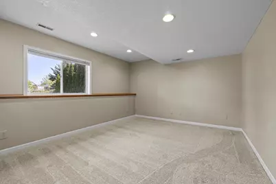 2147 Ponds Court, Shakopee, MN 55379 - Photo 40