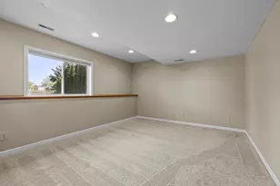 2147 Ponds Ct, Shakopee, MN 55379 - Photo 40