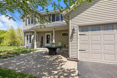 2147 Ponds Court, Shakopee, MN 55379 - Photo 2