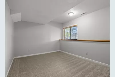 2147 Ponds Court, Shakopee, MN 55379 - Photo 48