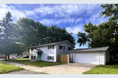 403 8 1/2 Avenue NW, Rochester, MN 55901 - Photo 2