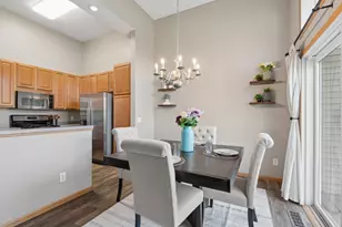2121 St Johns Ct, Woodbury, MN 55129 - Photo 6