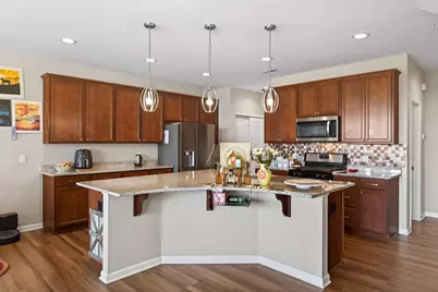 5970 Urbandale Lane N, Plymouth, MN 55446 - Photo 4
