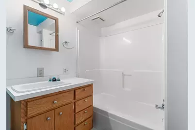 1948 Crown Point Drive, Mendota Heights, MN 55118 - Photo 28