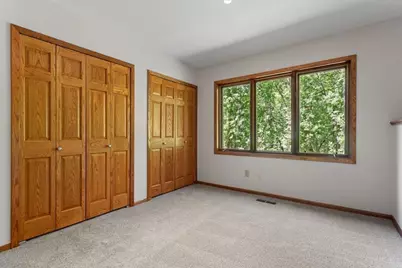 1948 Crown Point Drive, Mendota Heights, MN 55118 - Photo 20
