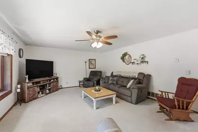 1600 7th Avenue SE, Willmar, MN 56201 - Photo 10