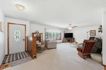 1600 7th Avenue SE, Willmar, MN 56201 - Photo 6