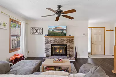 10270 Arrowwood Drive, Eden Prairie, MN 55347 - Photo 8