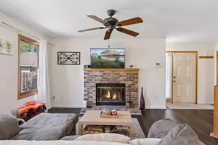 10270 Arrowwood Dr, Eden Prairie, MN 55347 - Photo 8