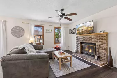 10270 Arrowwood Drive, Eden Prairie, MN 55347 - Photo 6