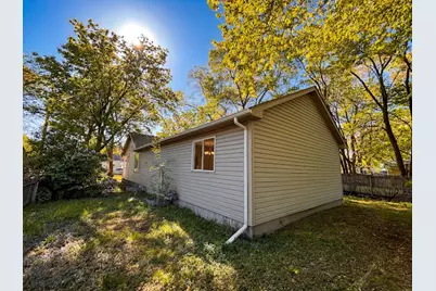 5259 Knox Avenue N, Minneapolis, MN 55430 - Photo 6