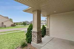 6886 Jewel Ave S, Cottage Grove, MN 55016 - Photo 4