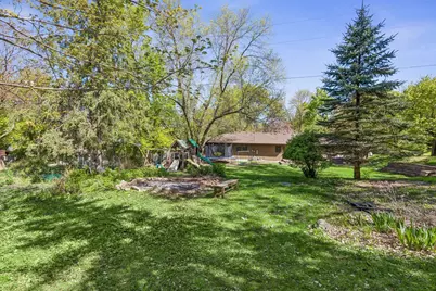1105 Lakeview Drive, Burnsville, MN 55337 - Photo 38
