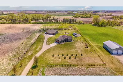 15599 138th Avenue NE, Spicer, MN 56288 - Photo 2