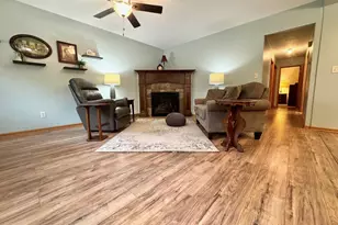 608 Elaine Ave, Marshall, MN 56258 - Photo 4
