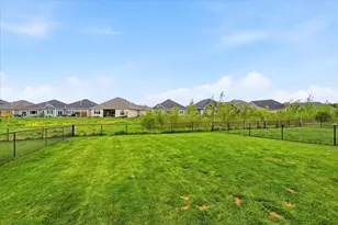 1886 Spring Creek Dr, Carver, MN 55315 - Photo 34