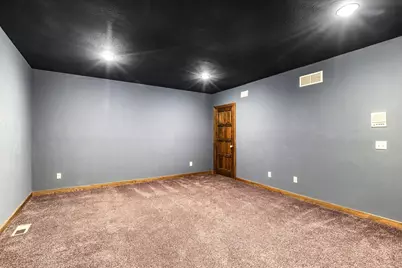 13620 Gurney Path, Apple Valley, MN 55124 - Photo 34