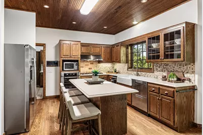 13620 Gurney Path, Apple Valley, MN 55124 - Photo 12