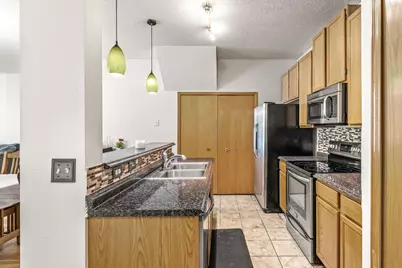 14075 Plymouth Avenue #92, Burnsville, MN 55337 - Photo 16