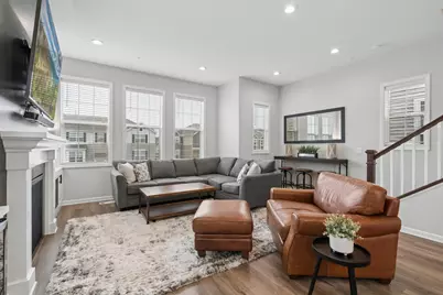 8064 Central Park Way N, Maple Grove, MN 55369 - Photo 10