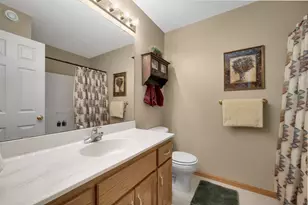 7901 15th St N, Oakdale, MN 55128 - Photo 14