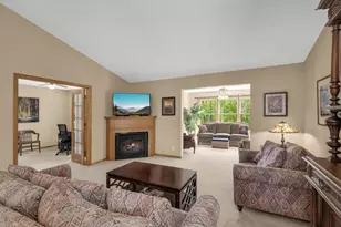 7901 15th St N, Oakdale, MN 55128 - Photo 8